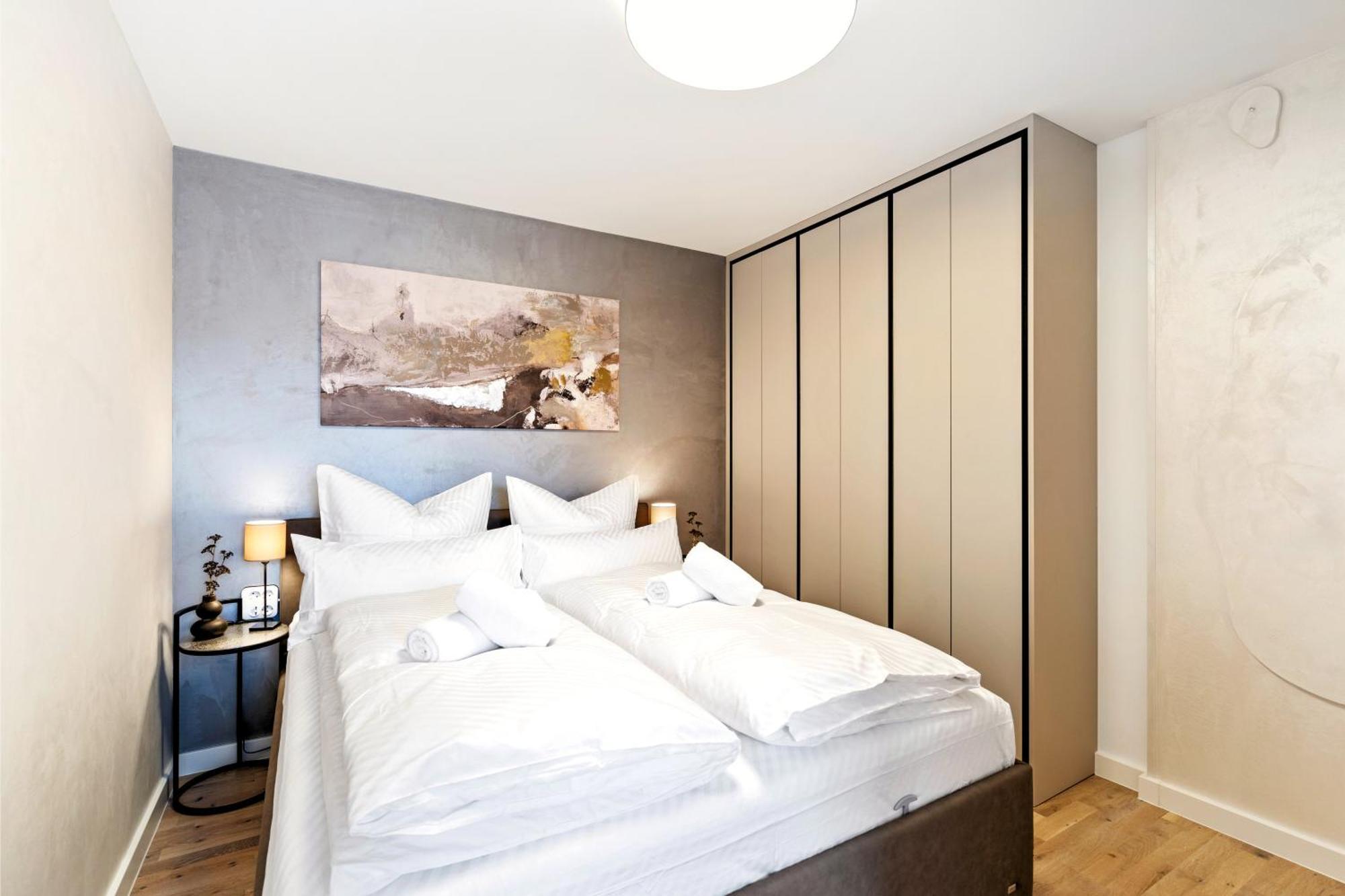 Modern Elegance In Historical City Center Trier Exterior foto