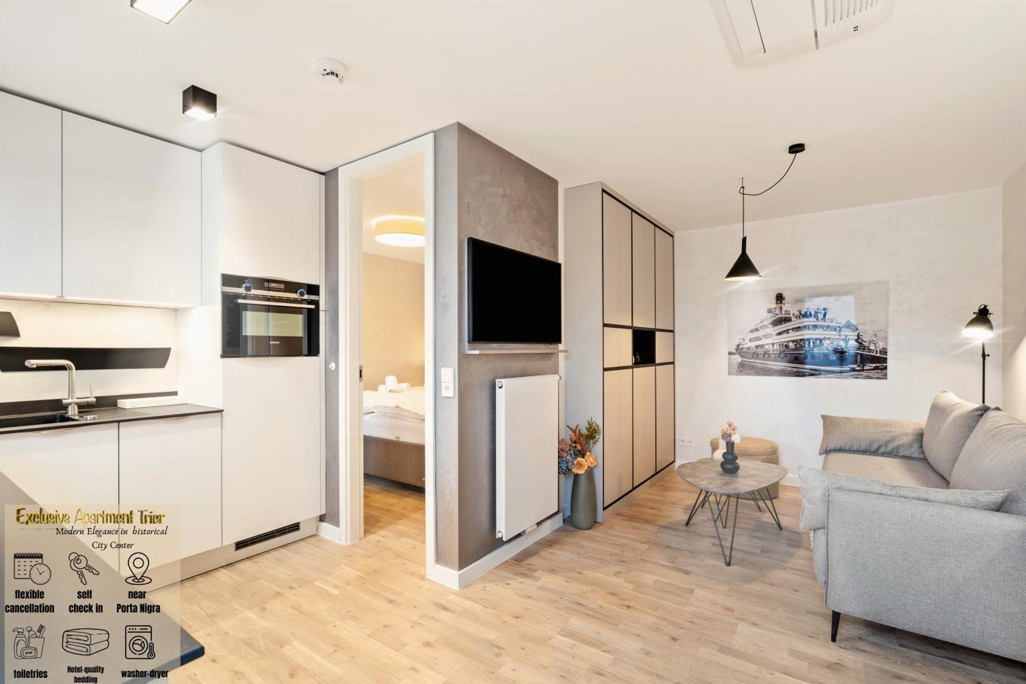 Modern Elegance In Historical City Center Trier Exterior foto